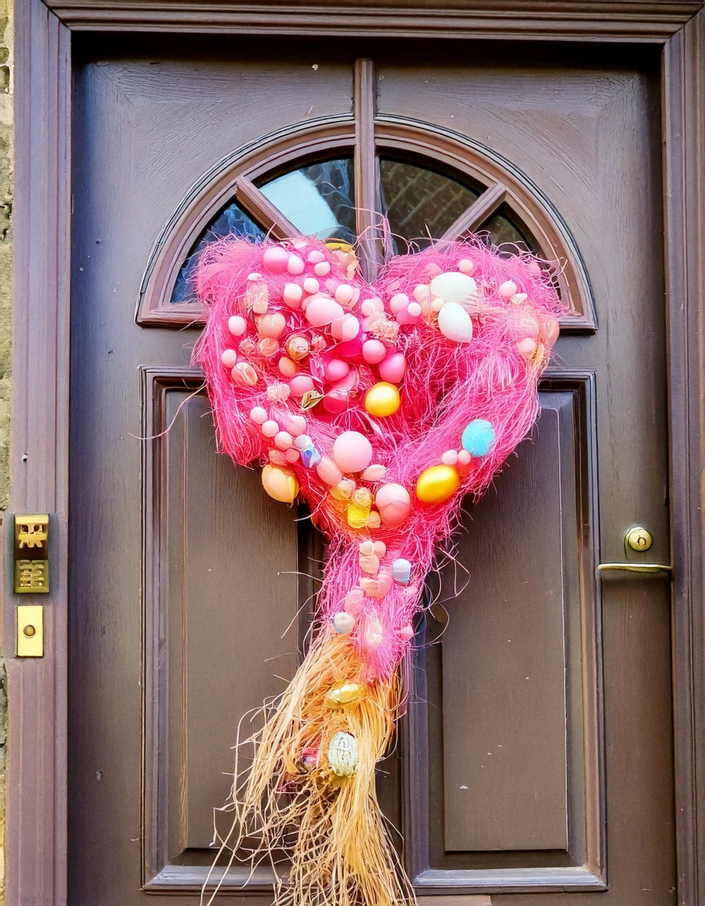 Pastel Easter Egg Love Decor