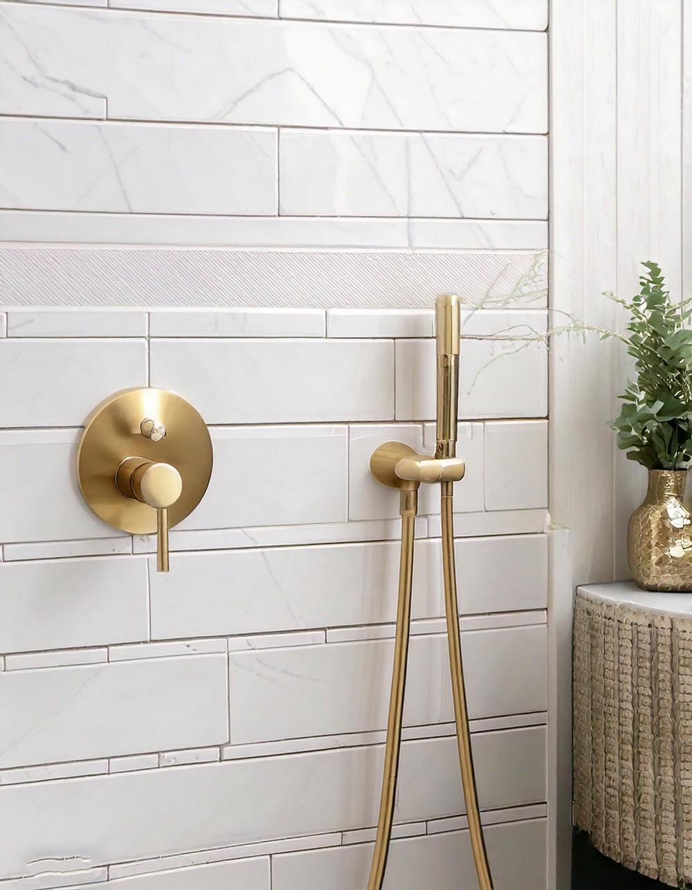 Elegant Brass Fixtures for a Luxe Look